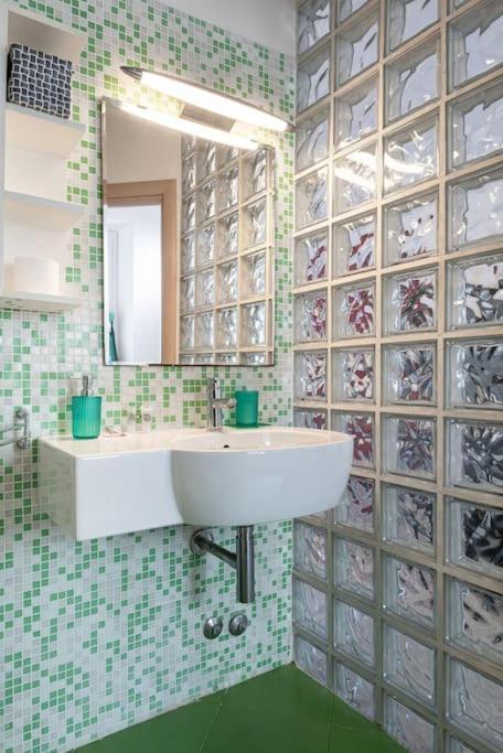 Unyca - Charming Cozy Retreat - Florence Ngoại thất bức ảnh